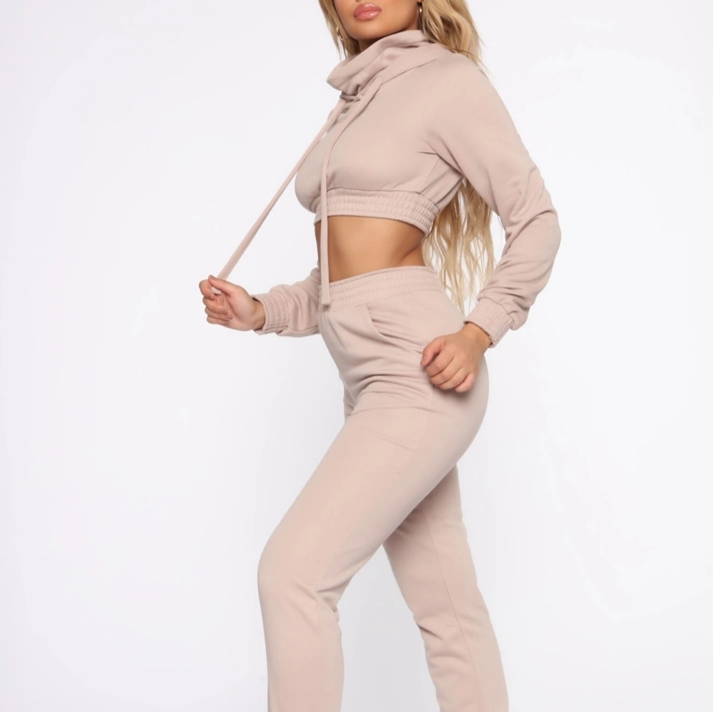 Fashion Nova Cropped Hoodie Set
